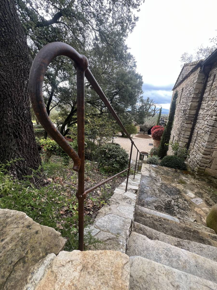 Garde-corps en fer forgé dans le Luberon et ses alentours (84)